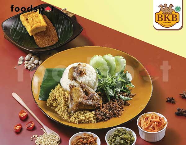 Paket Lengkap Ayam Kampung Goreng Djakarta + Tempe Goreng Garing