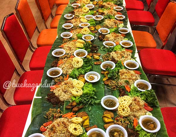 Nasi Liwetan Kroyokan - 10Pax