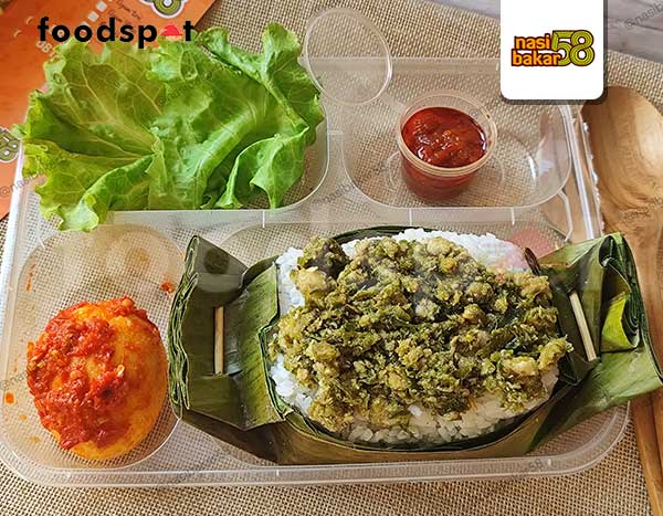 Nasi Bakar Ayam Cabe Ijo + Telor Balado