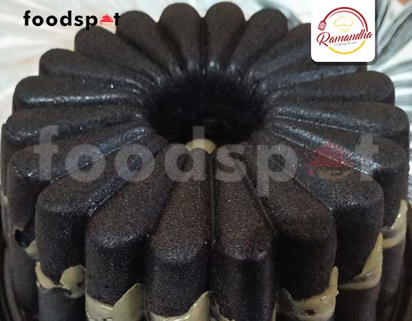 Bolu Ketan Hitam Keju 24cm