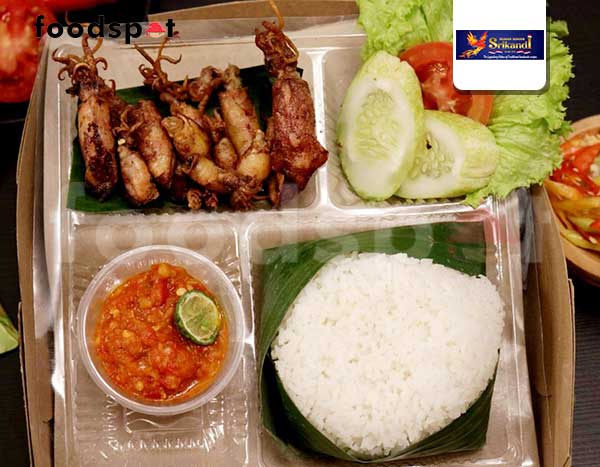 Nasi Lalapan Cumi Asin