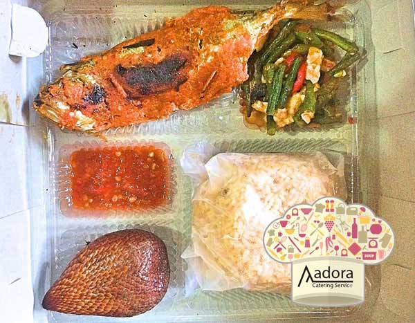 Nasi Ikan Kembung Bakar Dari Adora Catering Foodspot