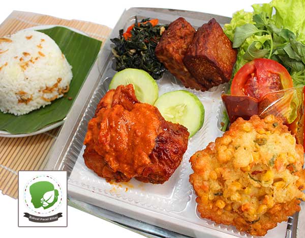  Nasi Liwetan  Komplit 1 dari Bakoel Pecel Blitar foodspot