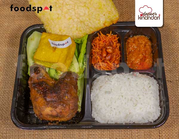 Paket Ayam Bakar dari Dapoer Kinandari - foodspot