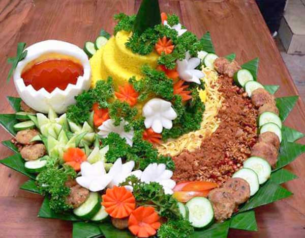 ayam nasi tumpeng ayam ingkung